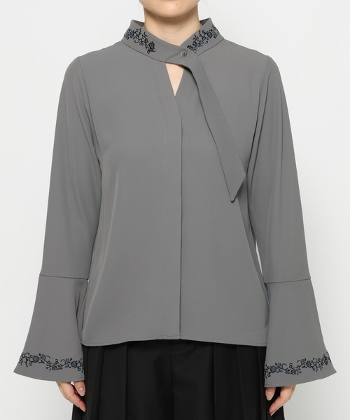 HARE(ハレ)の「タイツキシシュウブラウス(HARE)(シャツ/ブラウス・レディース・ホワイト/ブラック/グレー・FREE)」の10枚目の写真