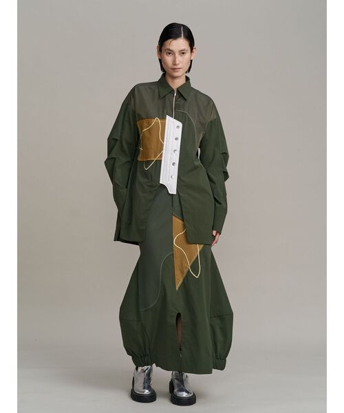 UN3D.（アンスリード）の「ART DOCKING SK / アートドッキングスカート（スカート・レディース・ホワイト/ブラック/カーキ・36/38）」の4枚目の写真