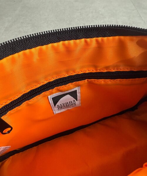 SIERRA DESIGNS（シェラデザイン）の「【SIERRA DESIGNS】別注横型ショルダー（トートバッグ・レディース・ネイビー/ブラック・FREE）」の13枚目の写真