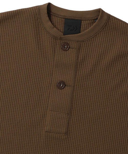 DAIWA PIER39（ダイワピア39）の「DAIWA PIER39 TECH THERMAL HENLEY L/S ダイワ ピア39（Tシャツ/カットソー・メンズ・ブラウン/ブルー/ベージュ/ブラック・L/M/XL/S）」の15枚目の写真