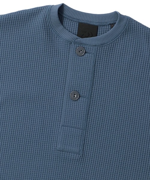 DAIWA PIER39（ダイワピア39）の「DAIWA PIER39 TECH THERMAL HENLEY L/S ダイワ ピア39（Tシャツ/カットソー・メンズ・ブラウン/ブルー/ベージュ/ブラック・L/M/XL/S）」の19枚目の写真