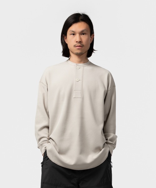 DAIWA PIER39（ダイワピア39）の「DAIWA PIER39 TECH THERMAL HENLEY L/S ダイワ ピア39（Tシャツ/カットソー・メンズ・ブラウン/ブルー/ベージュ/ブラック・L/M/XL/S）」の20枚目の写真