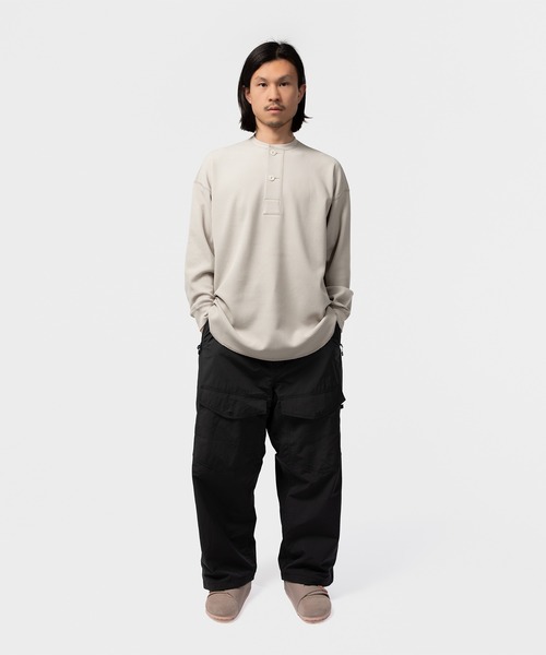 DAIWA PIER39（ダイワピア39）の「DAIWA PIER39 TECH THERMAL HENLEY L/S ダイワ ピア39（Tシャツ/カットソー・メンズ・ブラウン/ブルー/ベージュ/ブラック・L/M/XL/S）」の22枚目の写真