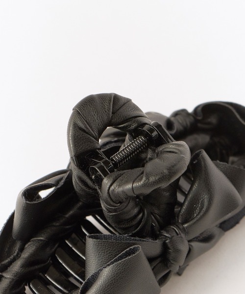 TRESSE（トレス）の「TRESSE/トレス Leather ruban clip ヘアクリップ