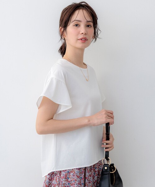 組曲(クミキョク)の「【WEB限定】プレーティング天竺フリルスリーブ Tシャツ(Tシャツ/カットソー・レディース・ブラック系/スカイブルー系/アイボリー系・3/2)」の10枚目の写真