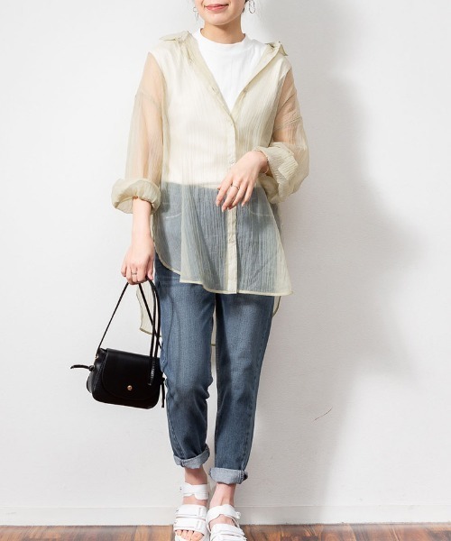 aity(アイティ)の「M-5L バックボタン フレンチスリーブリブカットソー 夏服(Tシャツ/カットソー・レディース・ブラック/ベージュ/オフホワイト・4L~5L/LL~3L/M~L)」の4枚目の写真