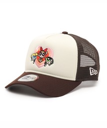 atmos pink（アトモスピンク）の「NEW ERA 9FORTY A-Frame Trucker The Powerpuff Girls Heart / ニューエラ 9フォーティー Aフレーム トラッカー パワーパフ ガールズ ハート（キャップ）」