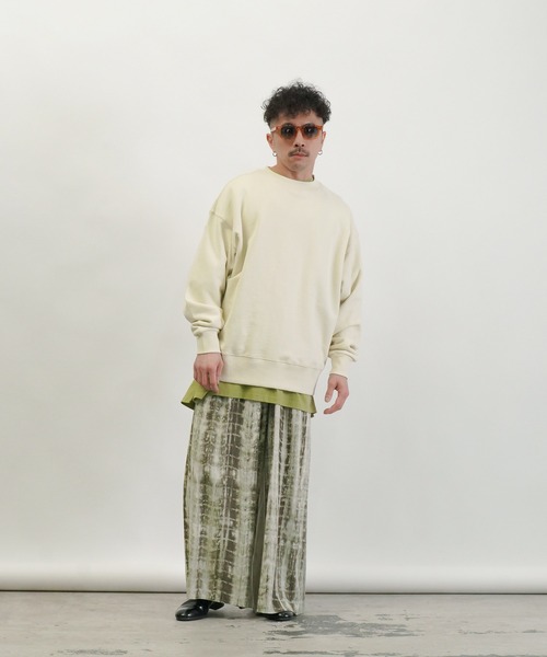 Aphlotus(アプロタス)の「ピグメント裏毛トレーナー(スウェット・メンズ・ホワイト/ブラック・SMALL/LARGE/MEDIUM)」の10枚目の写真