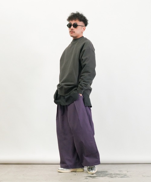 Aphlotus(アプロタス)の「ピグメント裏毛トレーナー(スウェット・メンズ・ホワイト/ブラック・SMALL/LARGE/MEDIUM)」の15枚目の写真