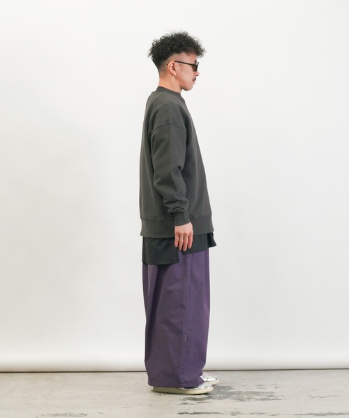Aphlotus(アプロタス)の「ピグメント裏毛トレーナー(スウェット・メンズ・ホワイト/ブラック・SMALL/LARGE/MEDIUM)」の19枚目の写真