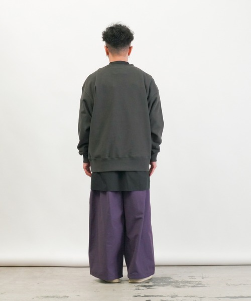 Aphlotus(アプロタス)の「ピグメント裏毛トレーナー(スウェット・メンズ・ホワイト/ブラック・SMALL/LARGE/MEDIUM)」の20枚目の写真