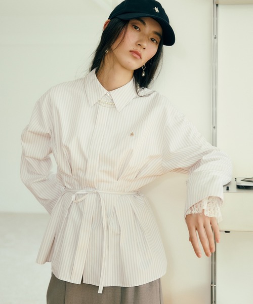 POLO BCS(ポロ ビーシーエス)の「【POLO BCS】ベルト付きウエストタックシャツ/WEB限定カラー(シャツ/ブラウス・レディース・ベージュ系その他/ホワイト系その他/ホワイト/ピンク系その他2/サックスブルー・FREE)」の4枚目の写真