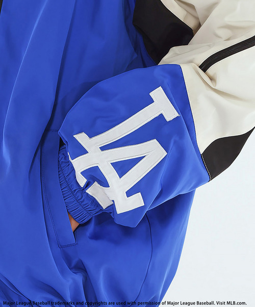 BACK TO THE FIELD(バック トゥー ザ フィールド)の「【MLB】Field Panel blouson(ブルゾン・メンズ・オフホワイト/ブルー系/チェック・FREE)」の10枚目の写真