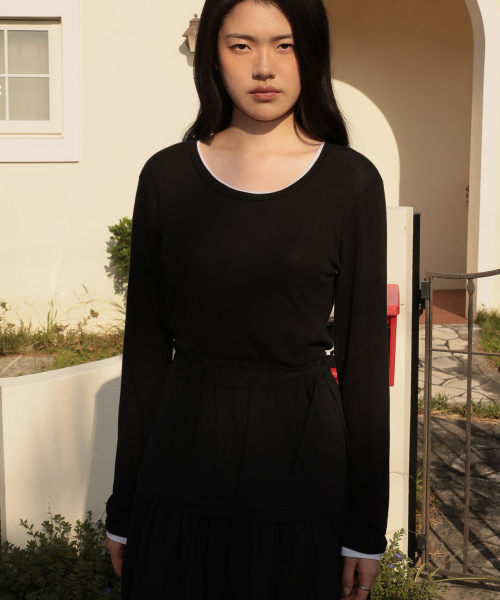 DEHEVE（デヘヴェ）の「Double Layered Long Sleeve [Black]（Tシャツ/カットソー・レディース・ブラック・FREE）」の4枚目の写真