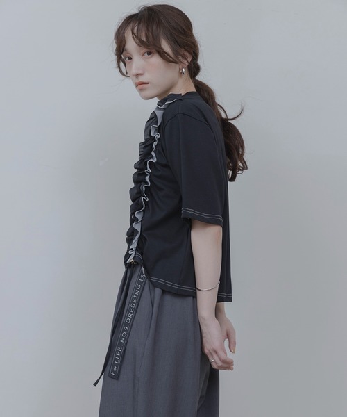 Eimee Law(エイミーロウ)の「ドロストフリルトップス(Tシャツ/カットソー・レディース・オフホワイト/ブラック・FREE)」の10枚目の写真