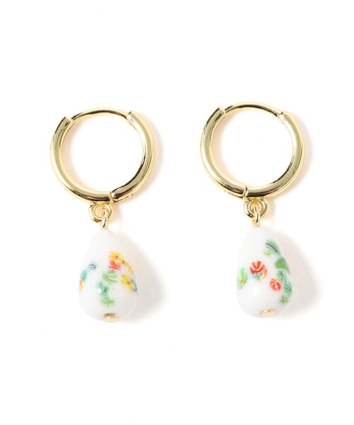 Ray BEAMS(レイビームス)の「ガラス ボール フープ ピアス(ピアス(両耳用)・レディース・ホワイト/イエロー・ONE SIZE)」の1枚目の写真
