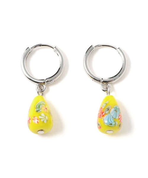 Ray BEAMS(レイビームス)の「ガラス ボール フープ ピアス(ピアス(両耳用)・レディース・ホワイト/イエロー・ONE SIZE)」の2枚目の写真