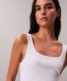 Calvin Klein(�J���o���E�N���C��)��Calvin Klein/�J���o���N���C�� MONOGRAM SCOOP NK RIB TANK ���u�^���N�g�b�v �X�N�[�v�l�b�N �X�N�G�A�l�b�N 2026�N�t��(�^���N�g�b�v)