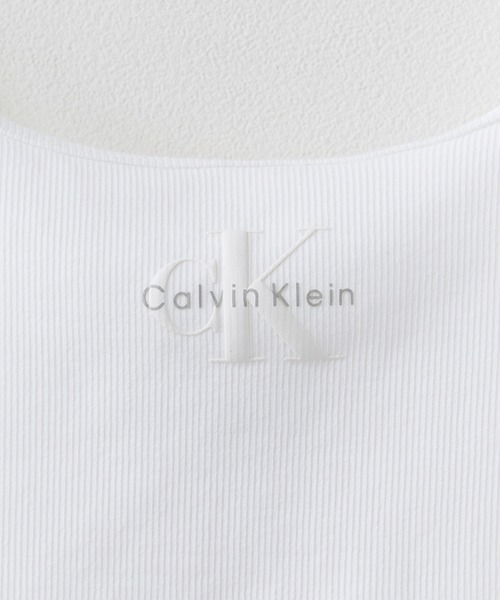 Calvin Klein(カルバン・クライン)の「Calvin Klein/カルバンクライン MONOGRAM SCOOP NK RIB TANK リブタンクトップ スクープネック スクエアネック 2026年 夏 夏服 秋服(タンクトップ・レディース・ホワイト/ブラック・S/M/XS)」の7枚目の写真
