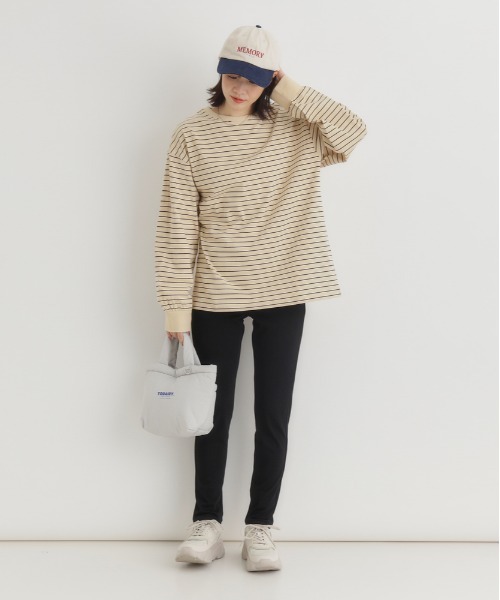 Right-on（ライトオン）の「【HONEYSUCKLE ROSE】nobee スキニーパンツ (美脚見え / ストレッチデニム / ハイウエスト / 大人カジュアル)（その他パンツ・レディース・ブラック・S/M/L/XL/XS）」の5枚目の写真