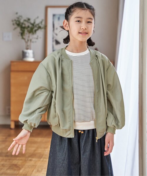 ikka（イッカ）の「【親子コーデ】シアーリブブルゾン（110~160cm）（ブルゾン・キッズ・ライトグリーン/ベージュ・L/M/S/XL/XS）」の5枚目の写真