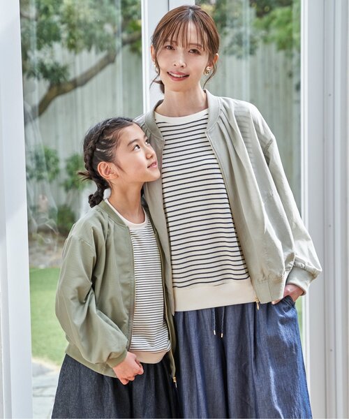 ikka（イッカ）の「【親子コーデ】シアーリブブルゾン（110~160cm）（ブルゾン・キッズ・ライトグリーン/ベージュ・L/M/S/XL/XS）」の9枚目の写真