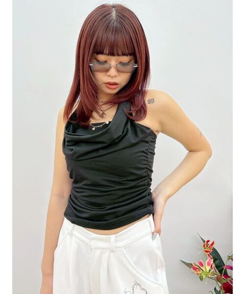 EVRIS（エヴリス）の「ドレープデザインネックレスホルターネックトップス（キャミソール・レディース・その他1/ブラック/ホワイト・FREE）」の15枚目の写真