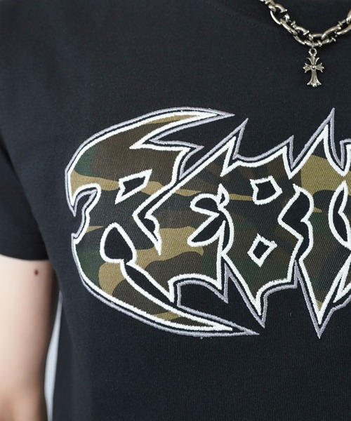 SPINNS(スピンズ)の「短丈パッチワークロゴ半袖Tシャツ/カモフラージュロゴ(Tシャツ/カットソー・メンズ・ホワイト/ブラック/ブラック系その他/ピンク系その他・ONESIZE)」の17枚目の写真