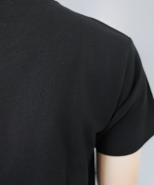 SPINNS(スピンズ)の「短丈パッチワークロゴ半袖Tシャツ/カモフラージュロゴ(Tシャツ/カットソー・メンズ・ホワイト/ブラック/ブラック系その他/ピンク系その他・ONESIZE)」の8枚目の写真