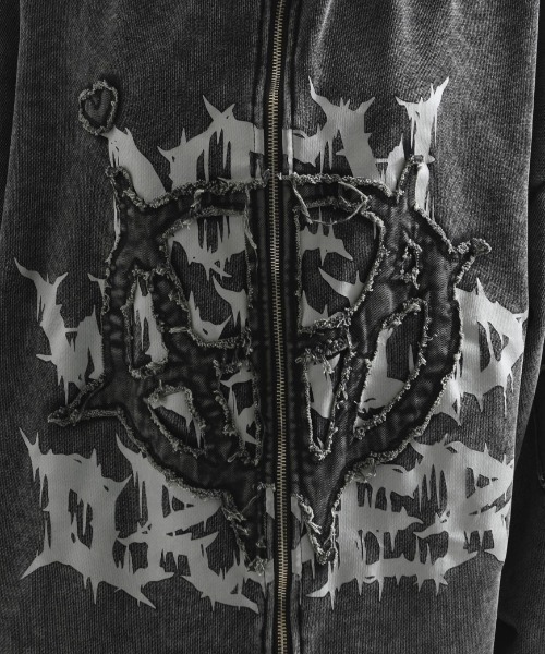 ililil（イルイルイル）の「『ililil/イルイルイル』【悪ぶったらこうなったver2】アップリケ加工ジップパーカー（パーカー・メンズ・グレー/ブラック・FREE）」の5枚目の写真