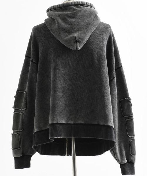 ililil（イルイルイル）の「『ililil/イルイルイル』【悪ぶったらこうなったver2】アップリケ加工ジップパーカー（パーカー・メンズ・グレー/ブラック・FREE）」の4枚目の写真