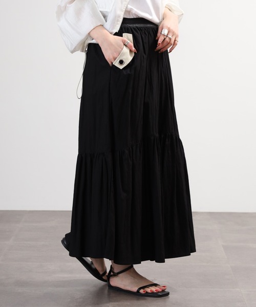Anna Nicola(アンナニコラ)の「Anna Nicola ポケット配色ティアードスカート(スカート・レディース・ブラック/ブルー/グレー・38)」の6枚目の写真