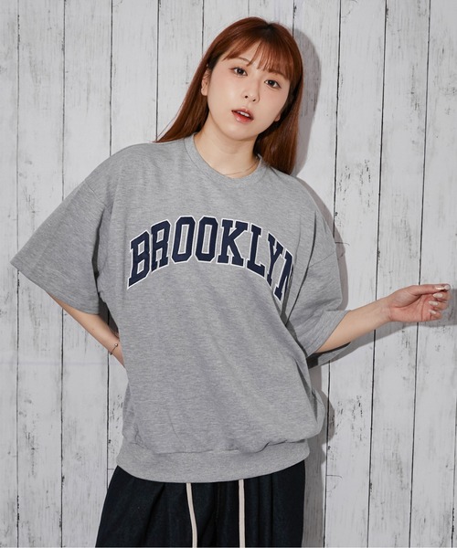 GORGE(ゴージ)の「《BROOKLYNカレッジロゴ》トレーナー/ストリート/春秋冬/全3色(スウェット・レディース・ネイビー/グレー/オフホワイト・F)」の11枚目の写真