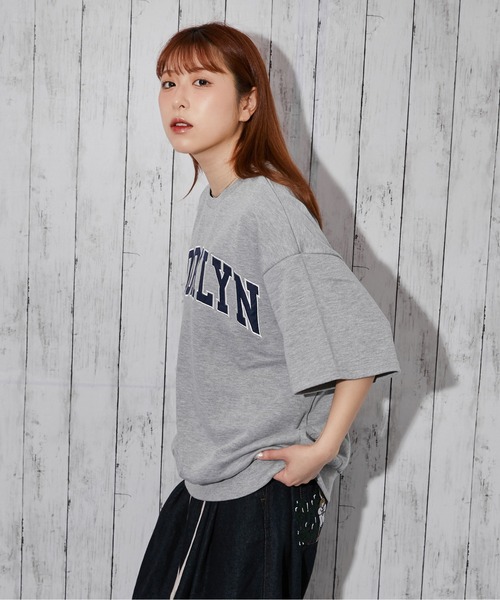 GORGE(ゴージ)の「《BROOKLYNカレッジロゴ》トレーナー/ストリート/春秋冬/全3色(スウェット・レディース・ネイビー/グレー/オフホワイト・F)」の13枚目の写真