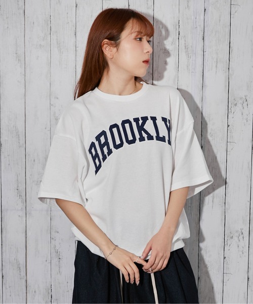 GORGE(ゴージ)の「《BROOKLYNカレッジロゴ》トレーナー/ストリート/春秋冬/全3色(スウェット・レディース・ネイビー/グレー/オフホワイト・F)」の16枚目の写真