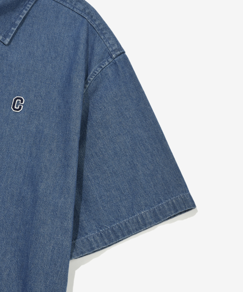 COVERNAT(カバーナット)の「Cロゴデニムハーフシャツブルー(シャツ/ブラウス・レディース・その他・X-SMALL/SMALL/MEDIUM/LARGE/X-LARGE/XX-LARGE)」の5枚目の写真