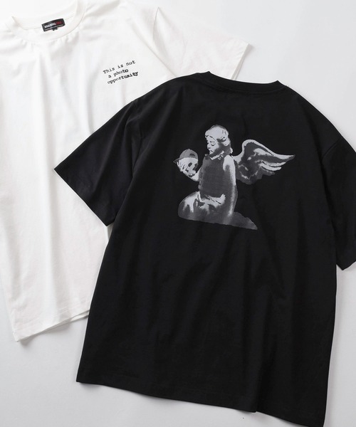 BRANDALISED（ブランダライズド）の「【70】【BRANDALISED/ブランダライズド】バンクシーアートグラフィック バックプリント クルーネックTシャツ/接触冷感/ストレッチ（Tシャツ/カットソー・メンズ・グレー系2/アイボリー系2/ブラック系2/グレー系/アイボリー系/ブラック系1/グレー系1/アイボリー系1/ブラック系・M/L）」の2枚目の写真