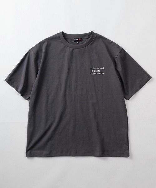 BRANDALISED（ブランダライズド）の「【70】【BRANDALISED/ブランダライズド】バンクシーアートグラフィック バックプリント クルーネックTシャツ/接触冷感/ストレッチ（Tシャツ/カットソー・メンズ・グレー系2/アイボリー系2/ブラック系2/グレー系/アイボリー系/ブラック系1/グレー系1/アイボリー系1/ブラック系・M/L）」の18枚目の写真