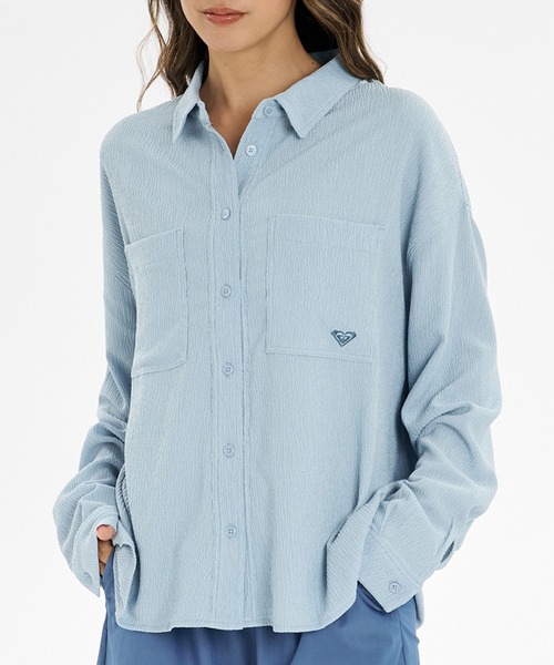 ROXY(ロキシー)の「【ムラサキスポーツ限定】ROXY/ロキシー 長袖 シャツ BEACH ECHOES RLY262622M UT(シャツ/ブラウス・レディース・オフホワイト/インディゴブルー・FREE)」の1枚目の写真