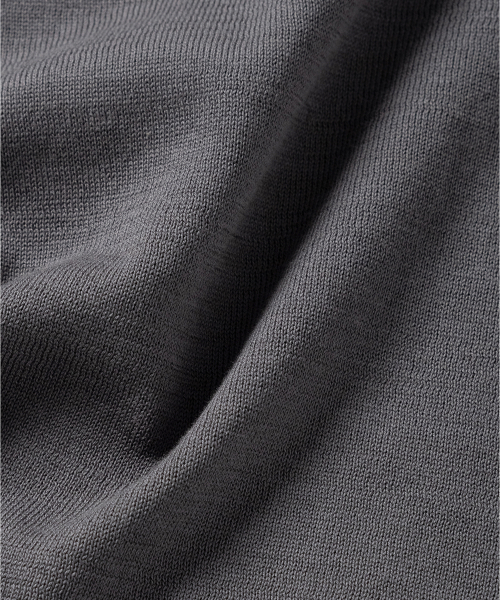 NONBLANK(ノンブランク)の「ファインゲージUネックLSニット_CHARCOAL(ニット/セーター・メンズ・チャコール・MEDIUM/LARGE/X-LARGE)」の6枚目の写真
