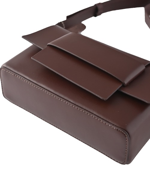STYLE DELI（スタイルデリ）の「【DELI by】スプリットレザー ミニフラップ クロスボディショルダーバッグ（ショルダーバッグ・レディース・ブラック/ブラウン・FREE）」の13枚目の写真