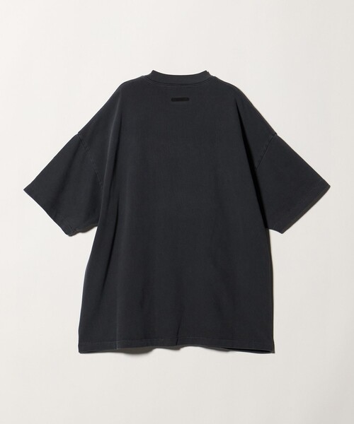 FOG ESSENTIALS(エフオージーエッセンシャルズ)の「<FEAR OF GOD ESSENTIALS>TRAINING 90S Tシャツ(Tシャツ/カットソー・メンズ・ダークグレー/ナチュラル・S/L/M/XS)」の3枚目の写真