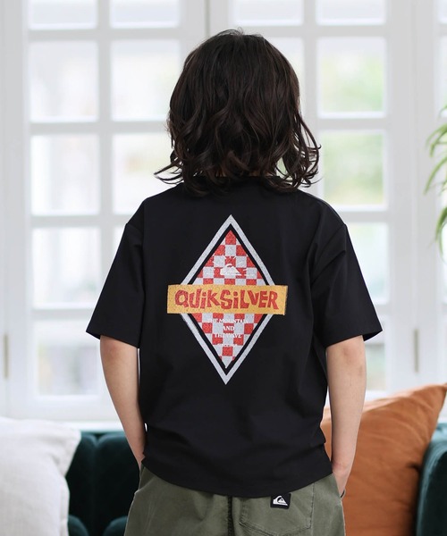 Quiksilver(クイックシルバー)の「QUIKSILVER/クイックシルバー キッズ 半袖 Tシャツ バックプリント KLY262603M(Tシャツ/カットソー・キッズ・ホワイト/ブラック・130cm/140cm/150cm/160cm)」の2枚目の写真