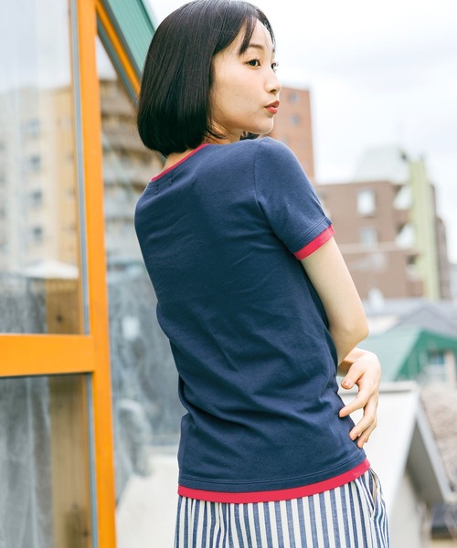 niko and...(ニコアンド)の「ダブルレイヤーライクTシャツ(Tシャツ/カットソー・レディース・ブラック/ネイビー/ブラウン/オフホワイト・LARGE/MEDIUM)」の4枚目の写真