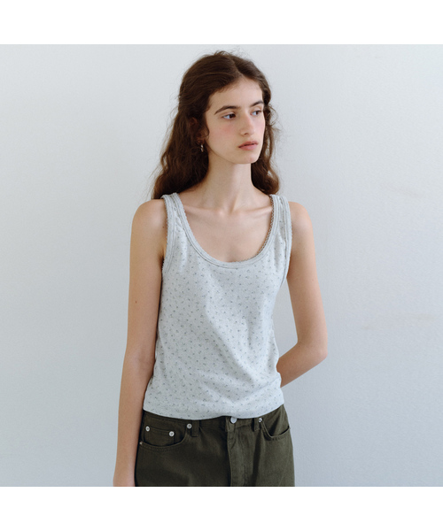 URAGO(ユラーゴ)の「Flower eyelet sleeveless(Tシャツ/カットソー・レディース・アイボリー/オートミール・FREE)」の1枚目の写真