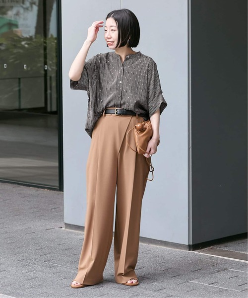 journal standard L'essage（ジャーナルスタンダードレサージュ）の「《追加》DEVEAUX GOLDラメモノトーンシャツ（シャツ/ブラウス・レディース・アイボリー/ブラック・FREE）」の3枚目の写真