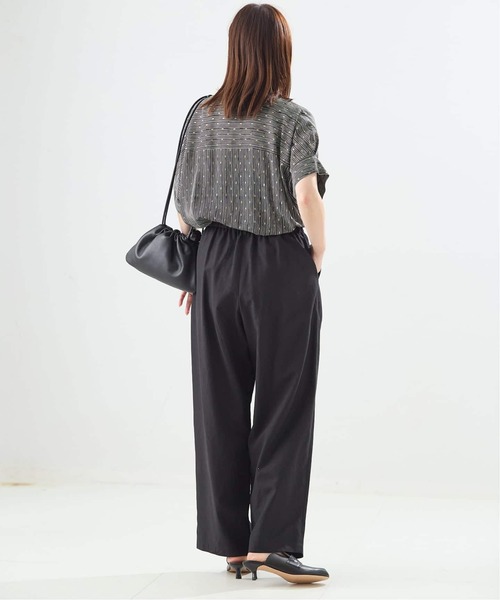 journal standard L'essage（ジャーナルスタンダードレサージュ）の「《追加》DEVEAUX GOLDラメモノトーンシャツ（シャツ/ブラウス・レディース・アイボリー/ブラック・FREE）」の16枚目の写真