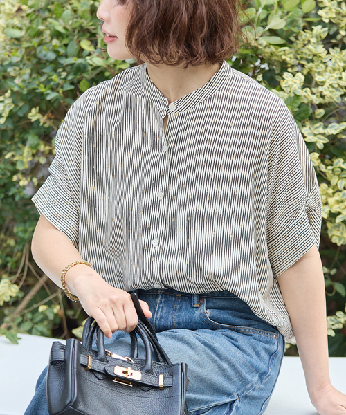 journal standard L'essage（ジャーナルスタンダードレサージュ）の「《追加》DEVEAUX GOLDラメモノトーンシャツ（シャツ/ブラウス・レディース・アイボリー/ブラック・FREE）」の17枚目の写真