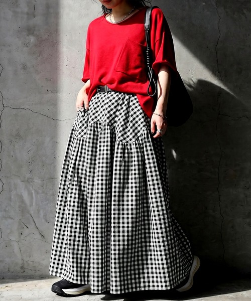 antiqua(アンティカ)の「ギンガムチェック ロング フレア タック スカート(スカート・レディース・ブラック・ONESIZE)」の3枚目の写真