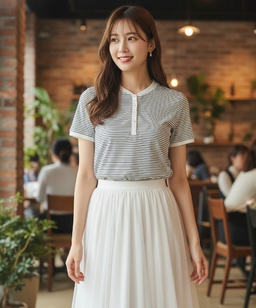 BY THE BAY（バイザベイ）の「【マリン・大人カジュアル】ボーダー柄ヘンリーネック半袖Tシャツ/総丈59.5cm・2色展開｜きれいめカジュアル 着回し 春夏（Tシャツ/カットソー・レディース・ブラック/ホワイト×ブラック・FREE）」の6枚目の写真
